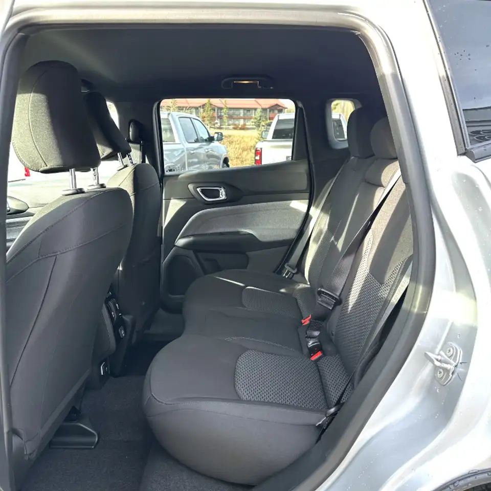 Jeep Compass снимка Jeep Compass