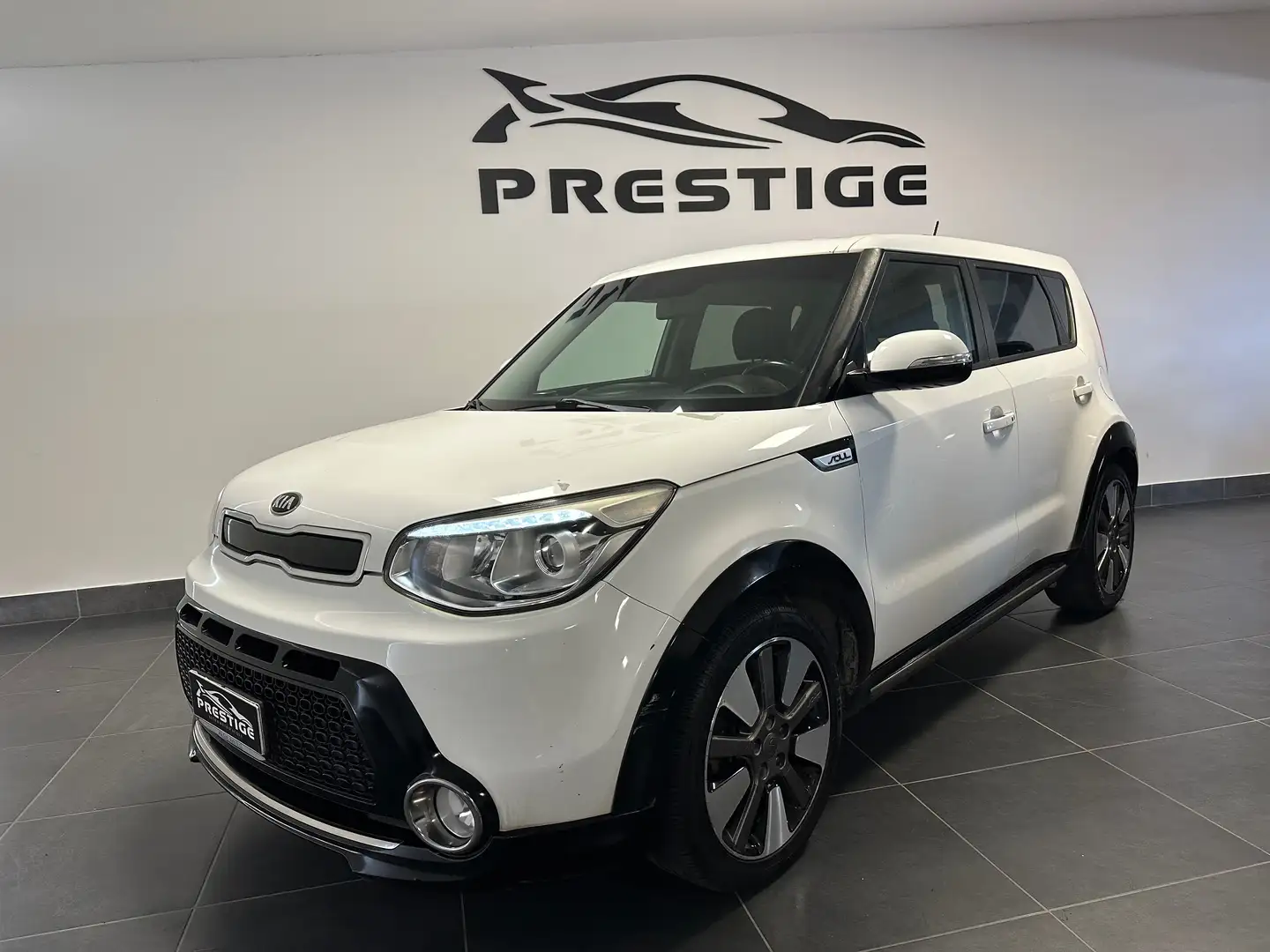 Kia Soul SOUL 1.6 CRDI 128CV YOUR FULL GARANZIA PERMUTE Weiß - 2