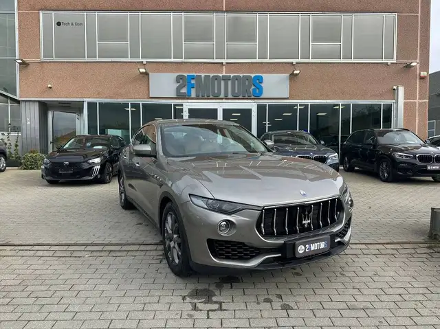Maserati Levante 3.0 V6 250cv auto