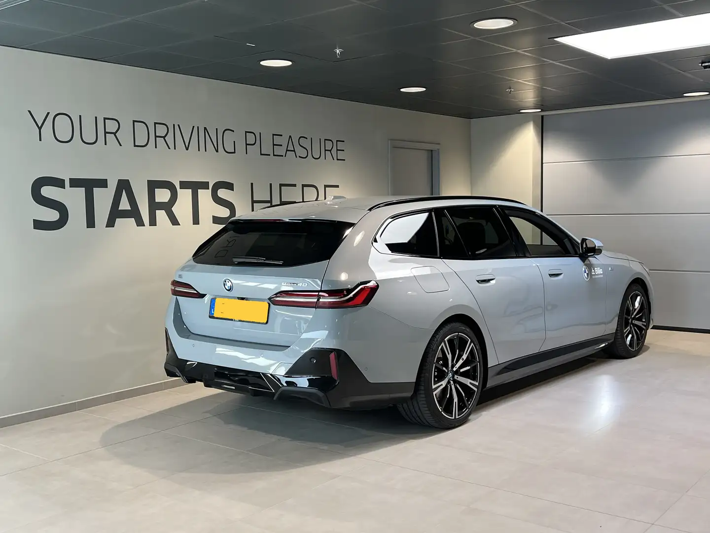 BMW i5 i5 eDrive40 Touring Gris - 2