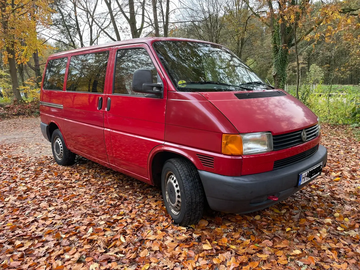 Volkswagen T4 Kombi Camper, Standheizung, 4 Sitze, 2,5 Li. TDI BM Rot - 2