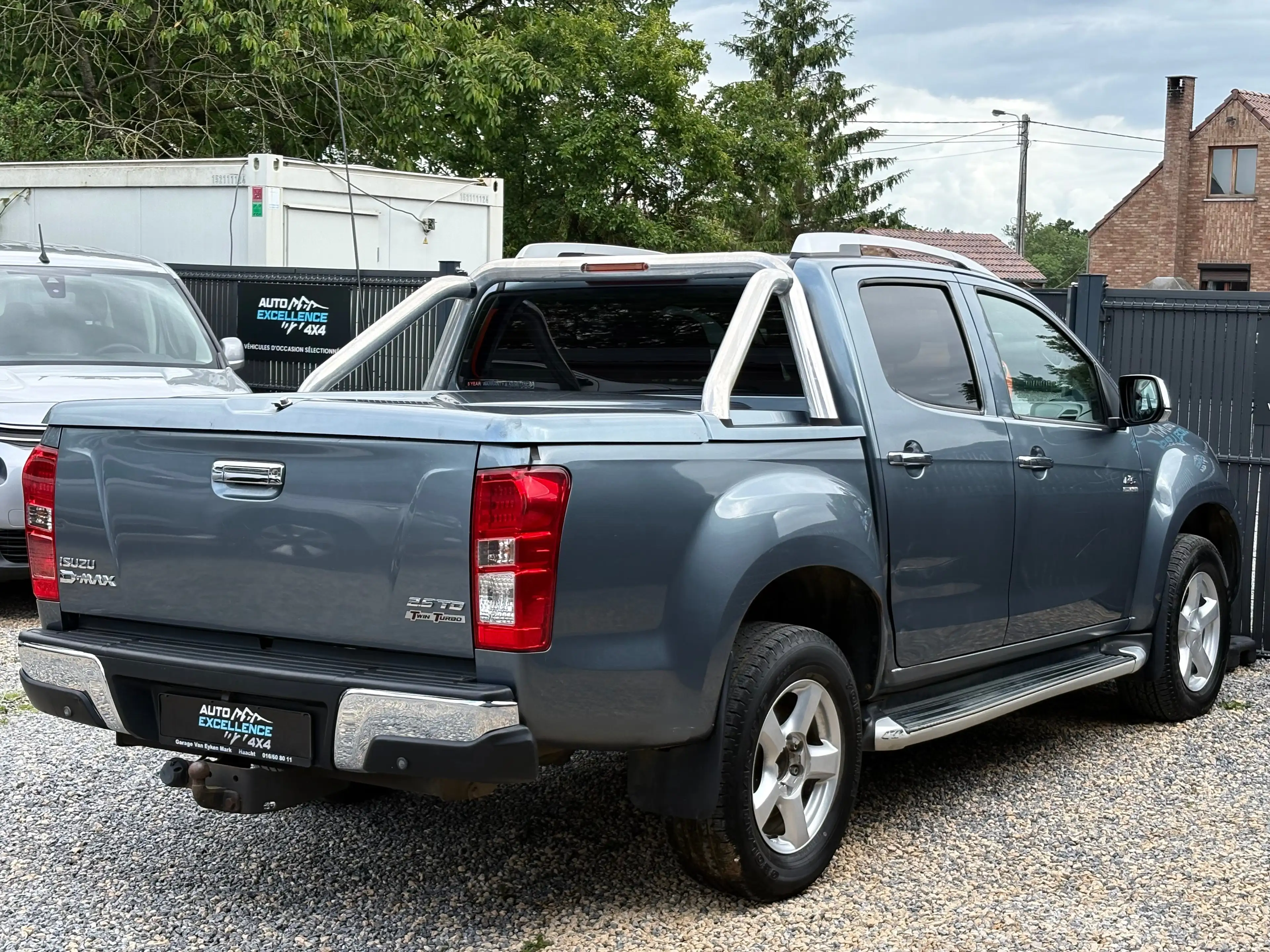 Isuzu D-Max 2.5 Turbo Di 4WD LSX/ Cuir/ GPS/ — photo 4