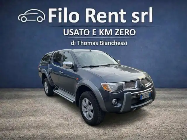 Mitsubishi Autres Versione