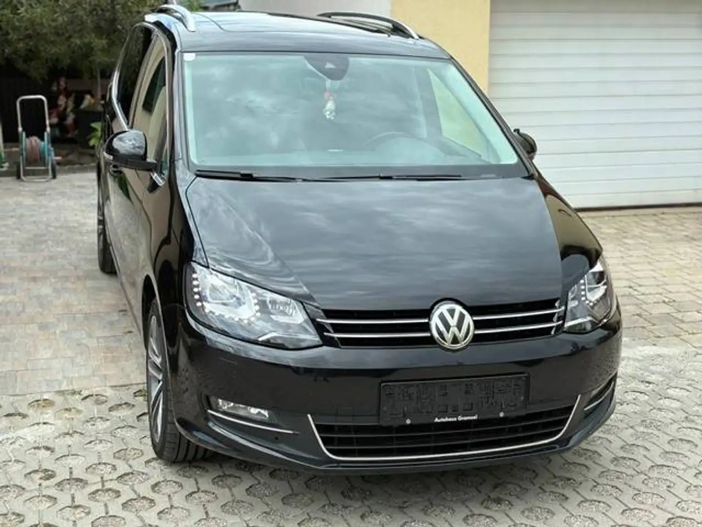 Volkswagen Sharan Sharan Highline Sky SCR 2,0 TDI DSG 4Motion Comfortline Schwarz - 2