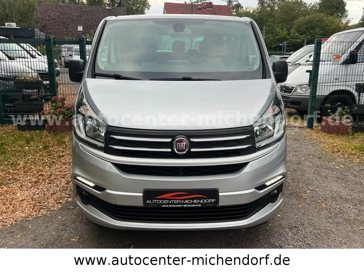 Fiat Talento Trafic Kombi L1H1 8Sitzer Family Silber - 2