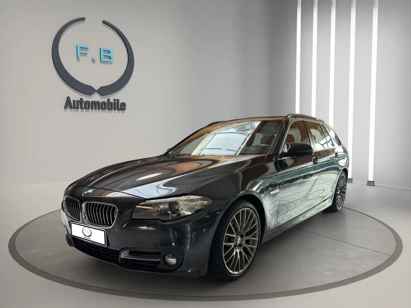 BMW 520 d/NAVI/PDC/KLIMA/PD/SD/UVM.. Grau - 2