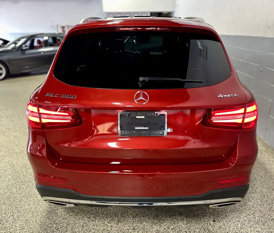 Mercedes-Benz GLC снимка Mercedes-Benz GLC