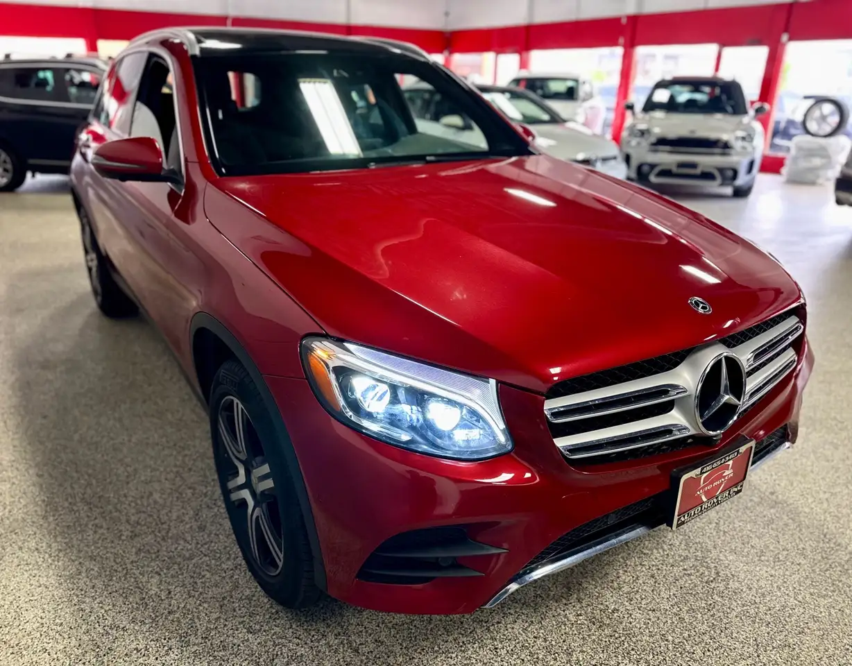 Mercedes-Benz GLC снимка Mercedes-Benz GLC