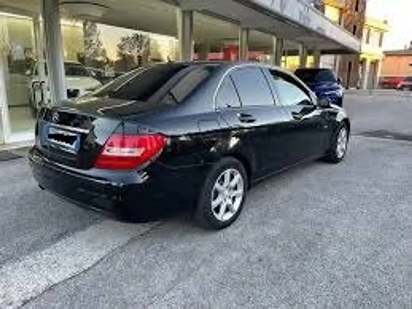Mercedes-Benz C 200 CDI Avant crna - 2