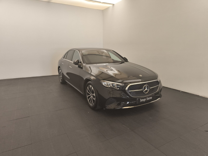Mercedes-Benz E 220 E 220 d AVANTGARDE Advanced Distro Ambiente 360Cam — photo 3