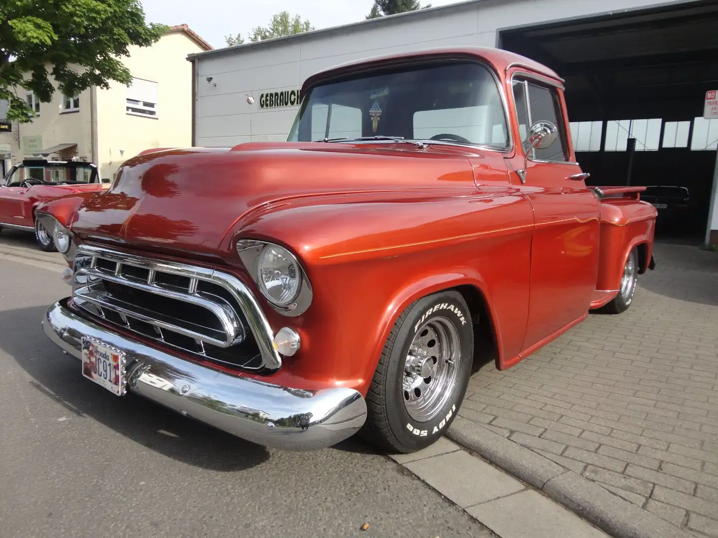 Chevrolet 3200 Pick Up V8 350cui 1/2 ton Apache stepside Оранжевий - 1