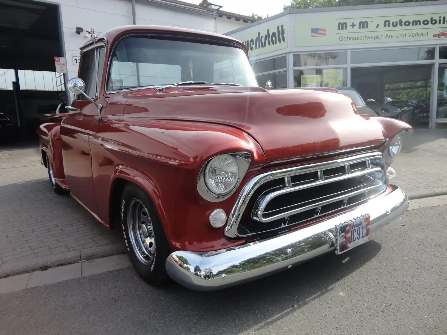 Chevrolet 3200 Pick Up V8 350cui 1/2 ton Apache stepside Оранжевий - 2