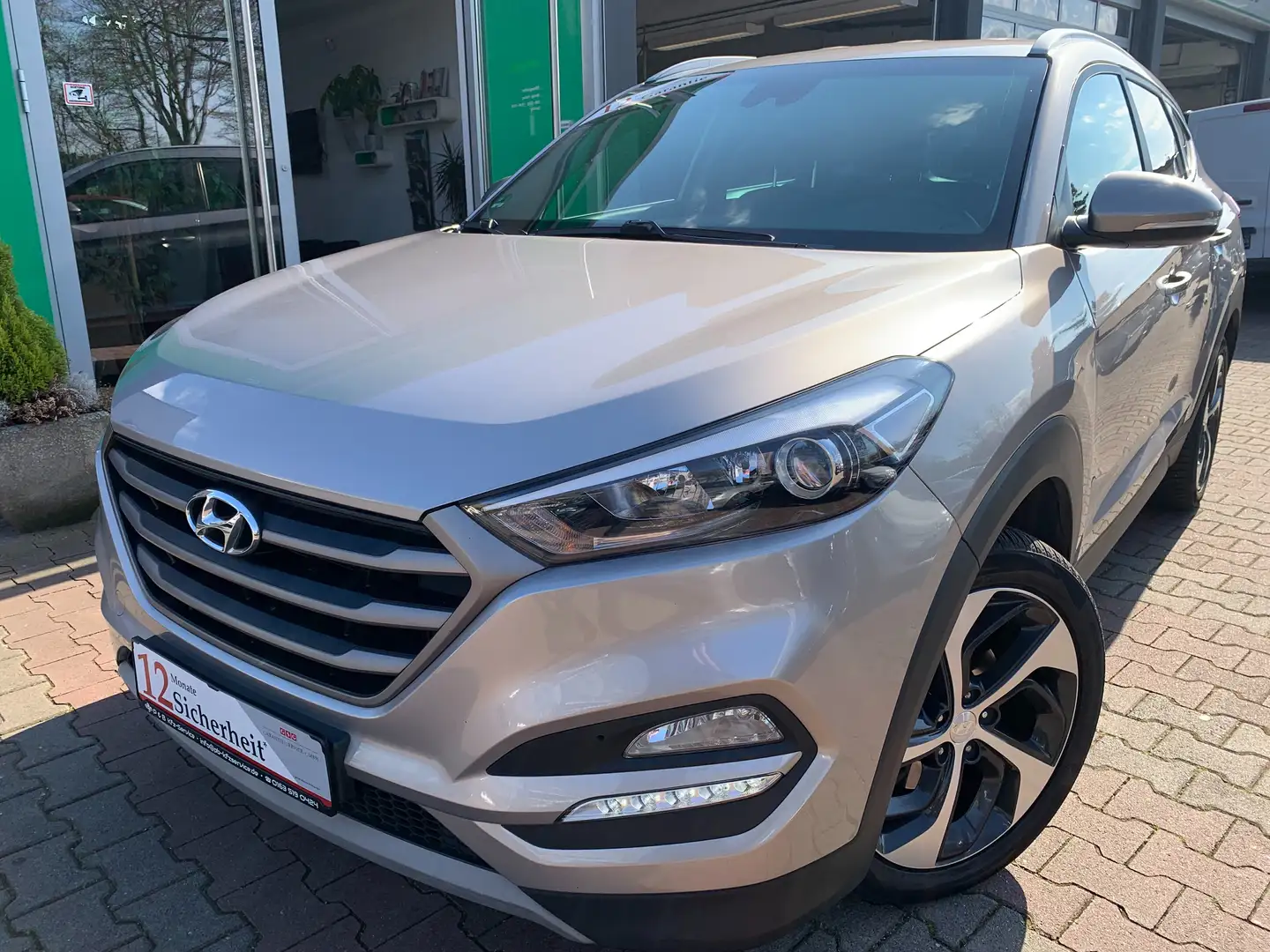 Hyundai TUCSON Advantage 4WD Gris - 1