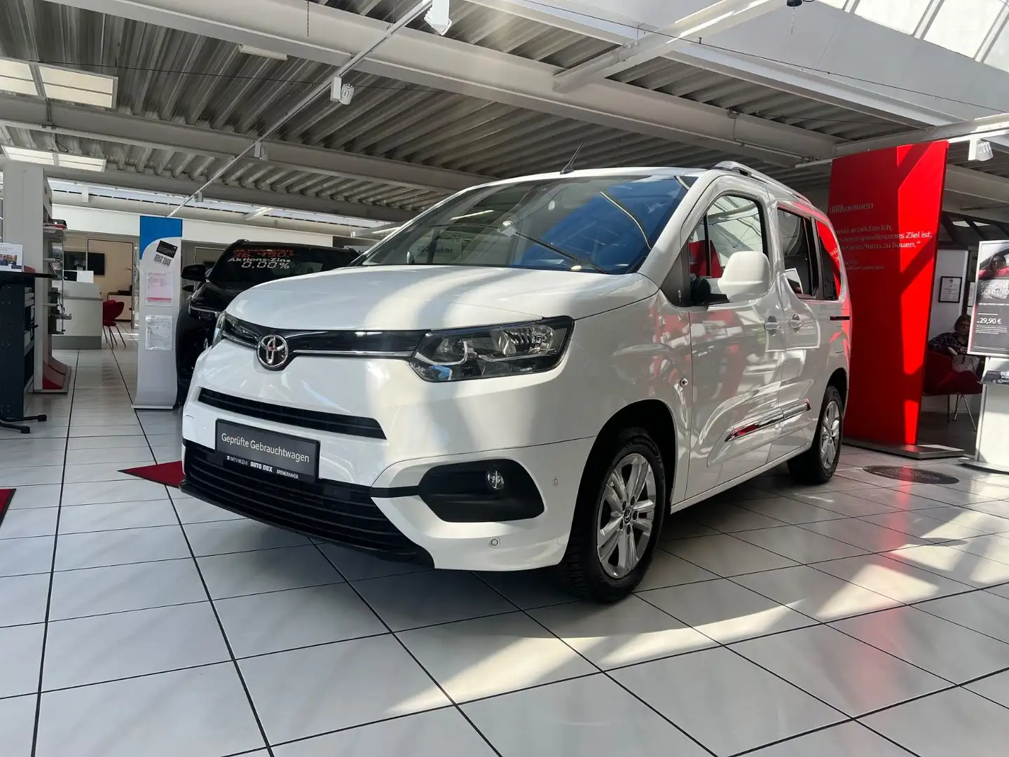 Toyota Proace City Verso L1 Team Deutschland Blanc - 1