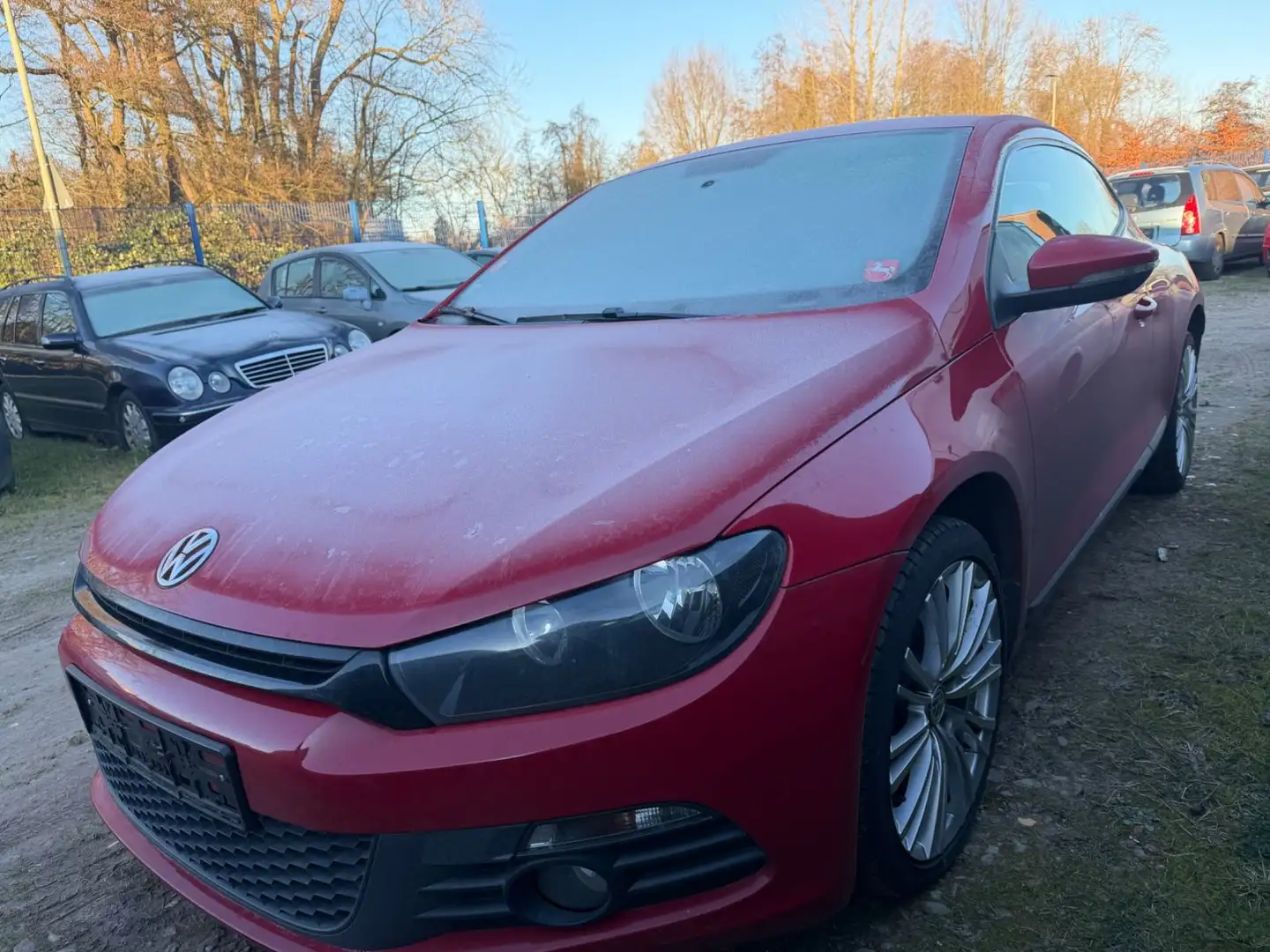 Volkswagen Scirocco 1.4 TSI 90 kW Tüv 08/27 Rot - 1