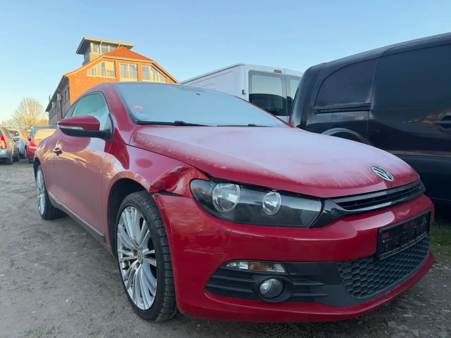 Volkswagen Scirocco 1.4 TSI 90 kW Tüv 08/27 Rot - 2