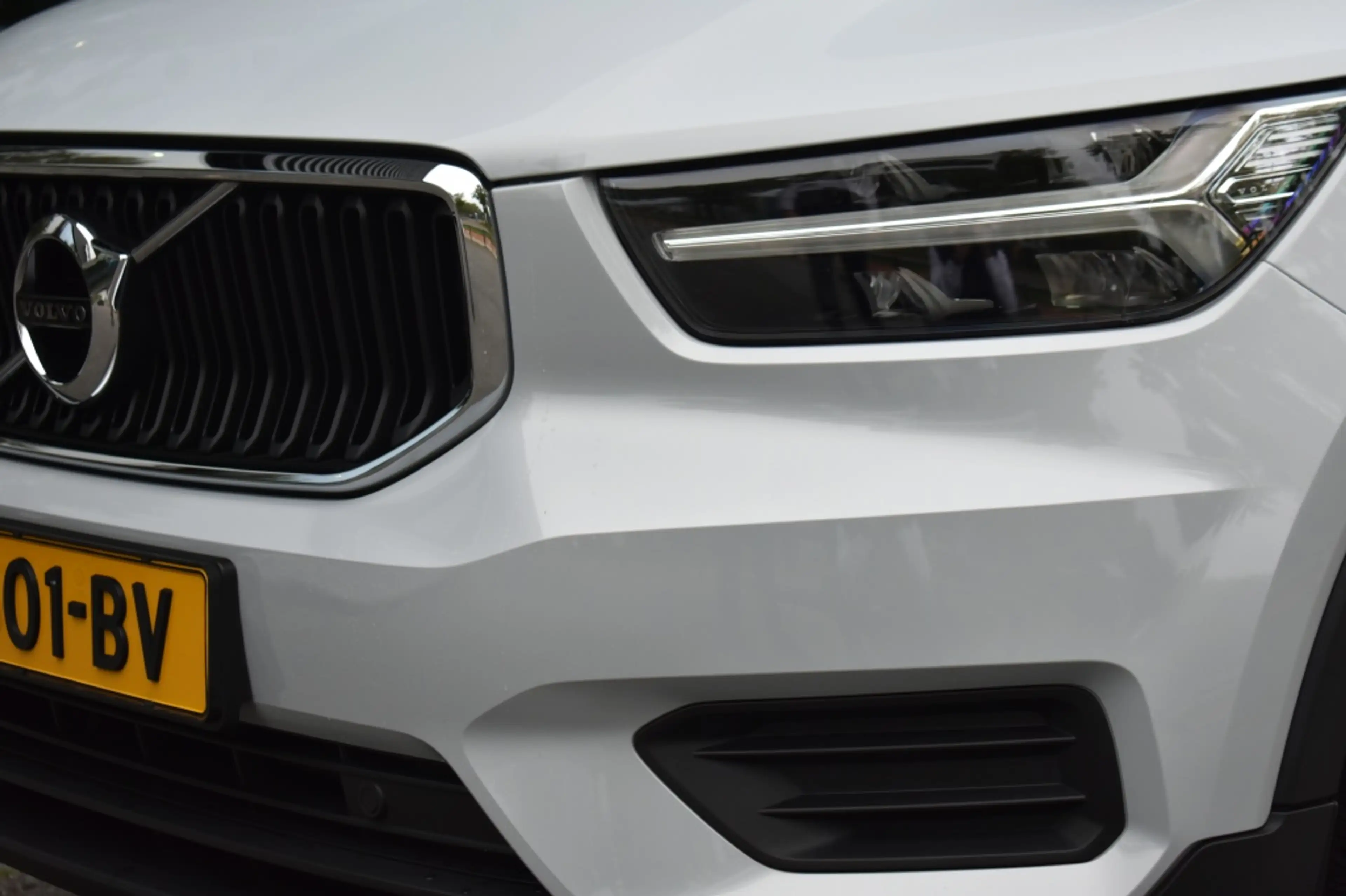 Volvo XC40 T2 129pk Aut. Momentum Core | Navigation Tech | Cr — photo 10