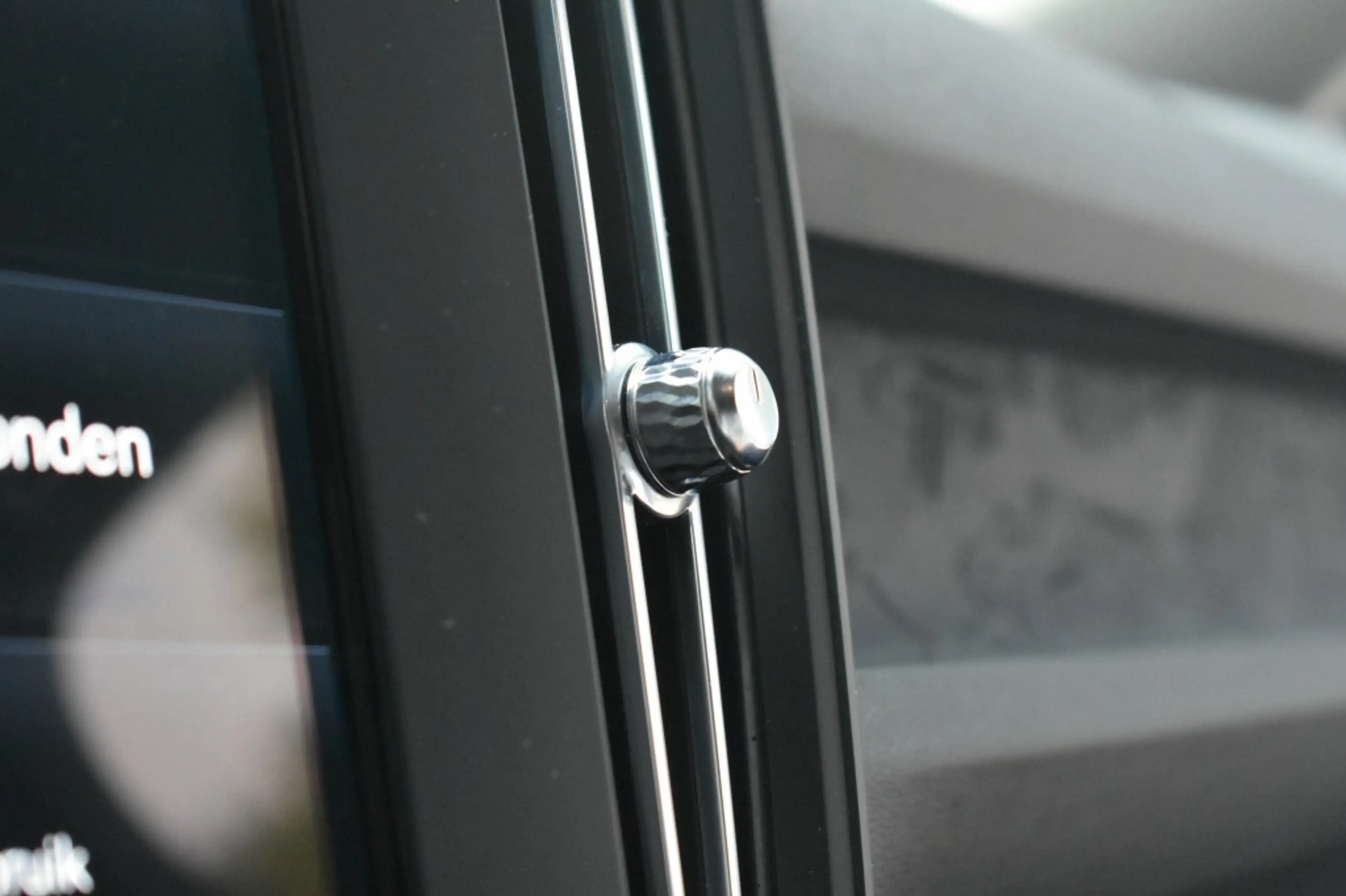 Volvo XC40 T2 129pk Aut. Momentum Core | Navigation Tech | Cr — photo 27