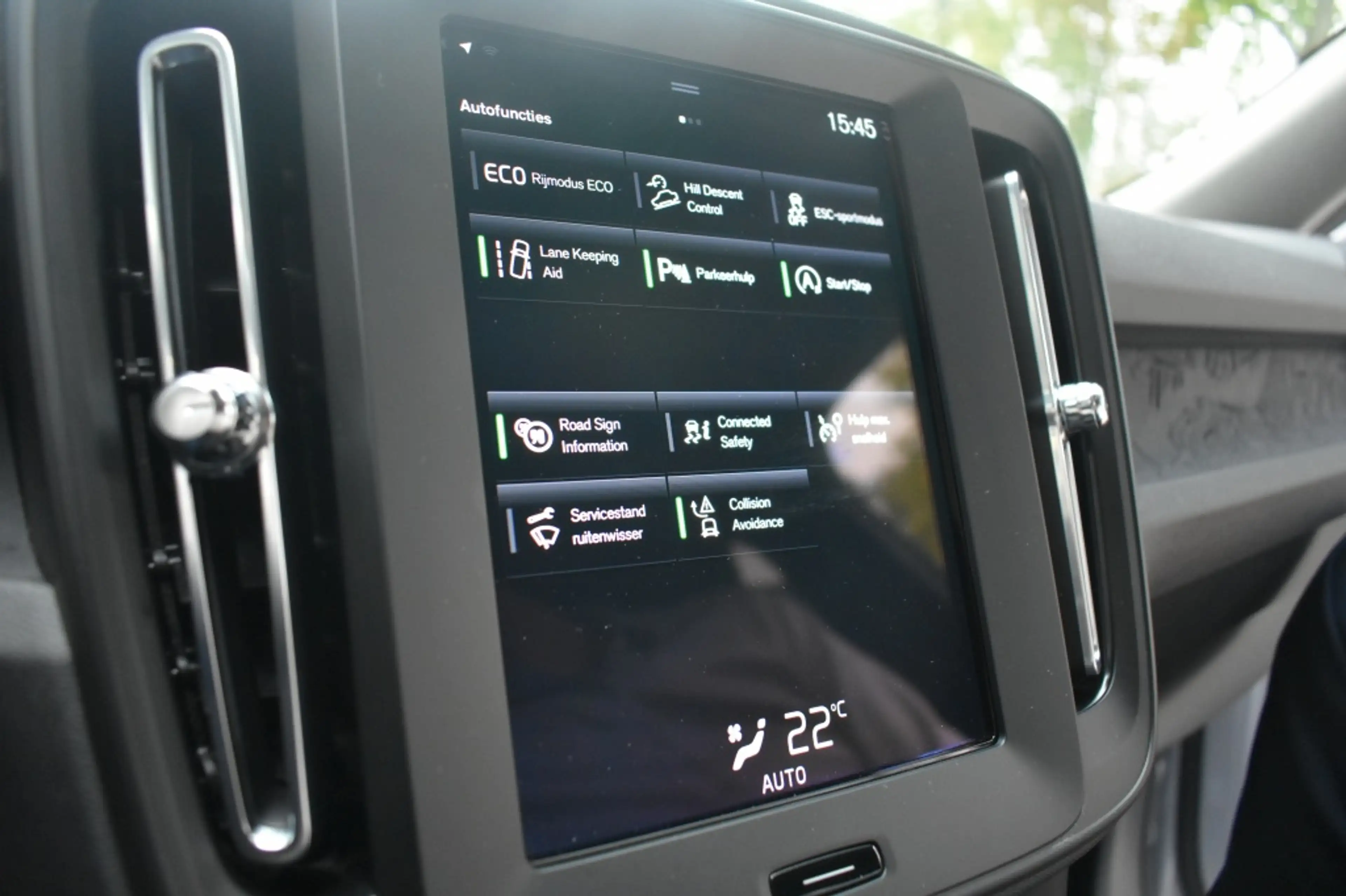Volvo XC40 T2 129pk Aut. Momentum Core | Navigation Tech | Cr — photo 21