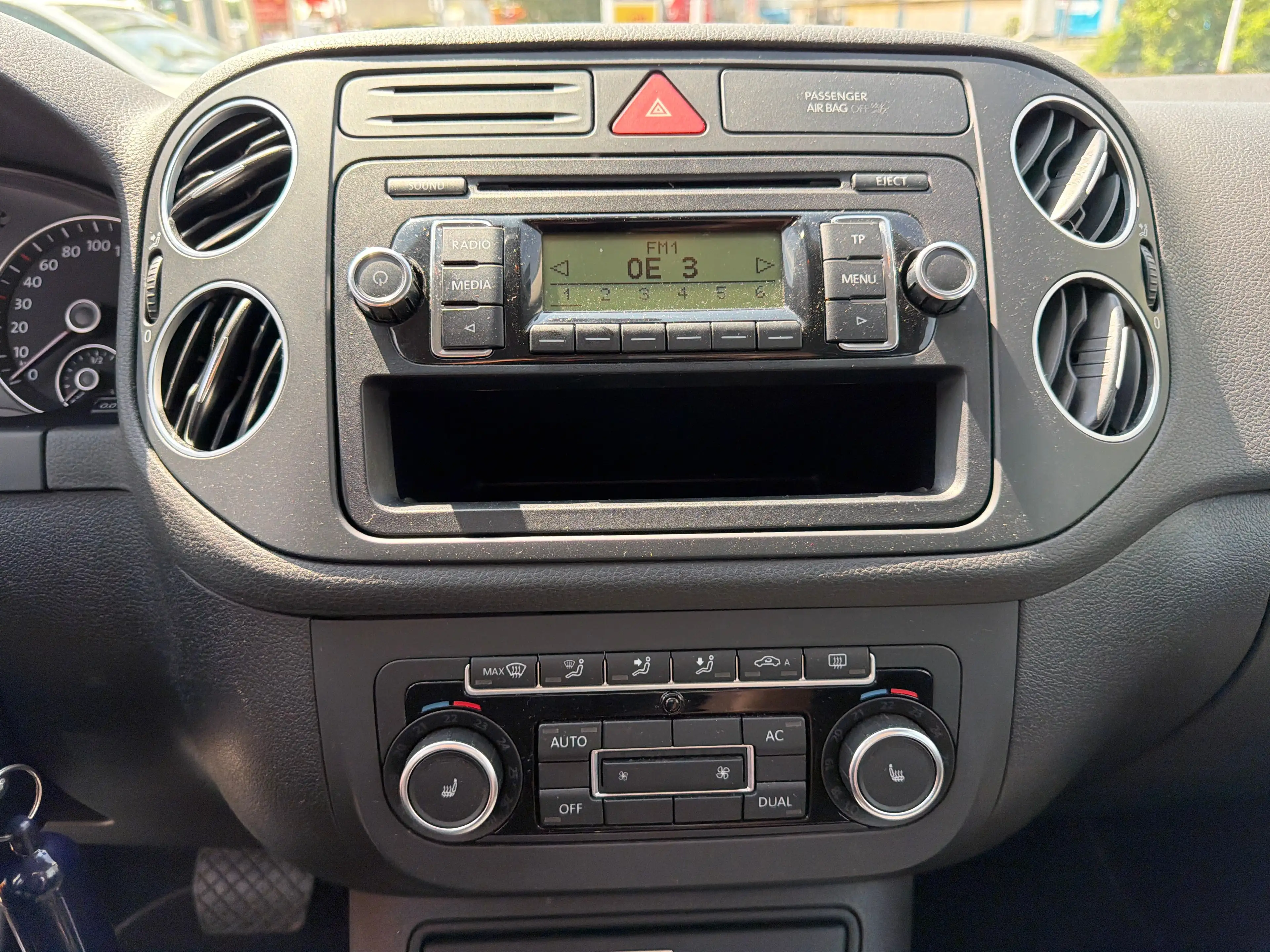 Volkswagen Golf Plus Trendline 1,6 TDI DSG mit nur 79.800km*KLIMA*PDC* — photo 9