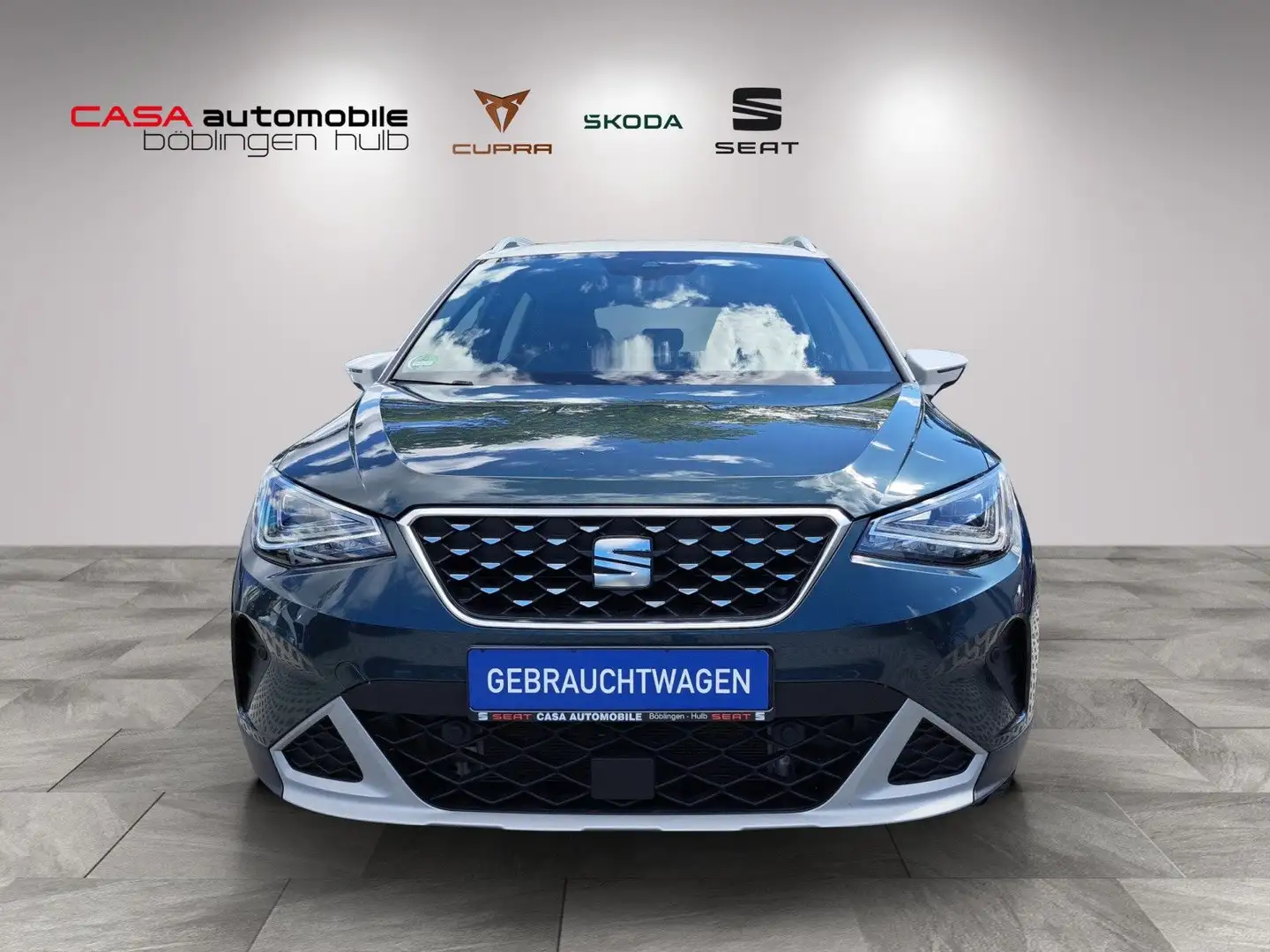 SEAT Arona Xperience 1.0 TSI Voll-LED Navi SHZ Kamera Grün - 2