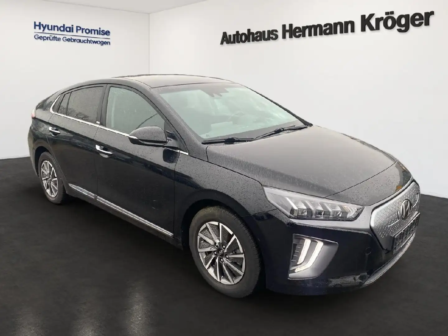 Hyundai IONIQ Style Elektro Schwarz - 2