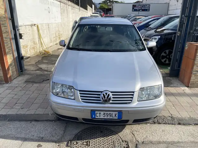 Volkswagen Bora Variant 1.9 tdi Trendline 100cv