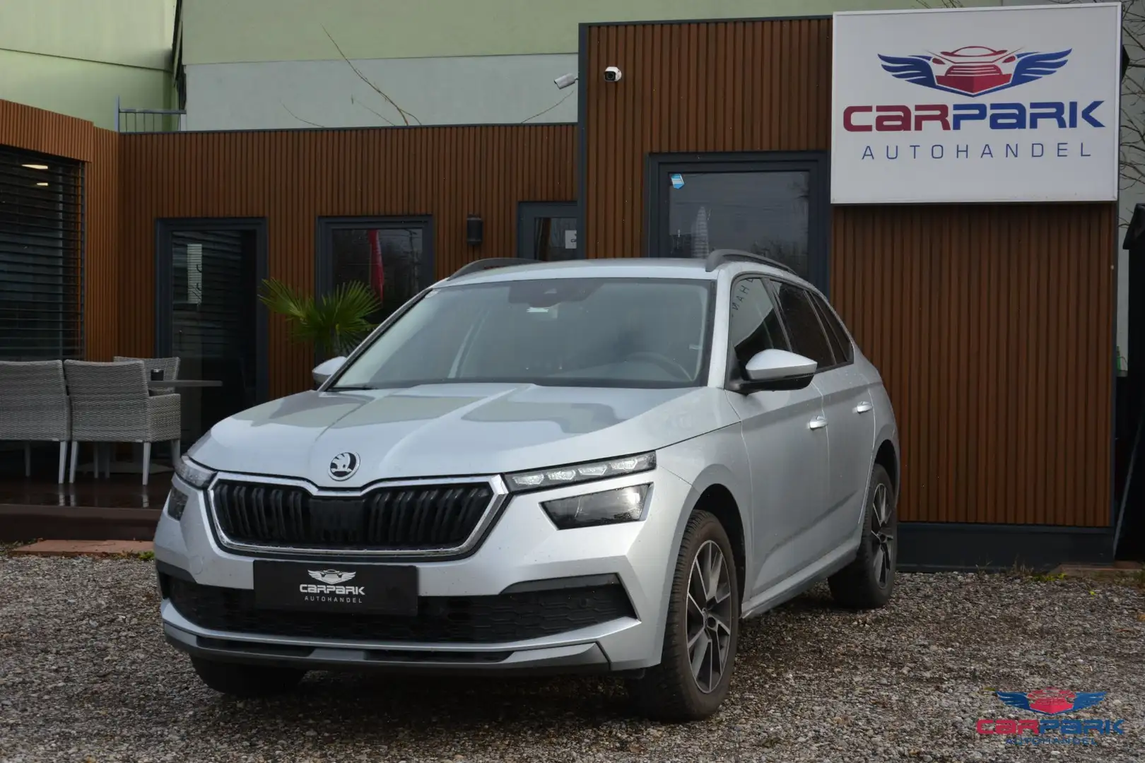 Skoda Kamiq 1,0 TSI Style DSG Silber - 2