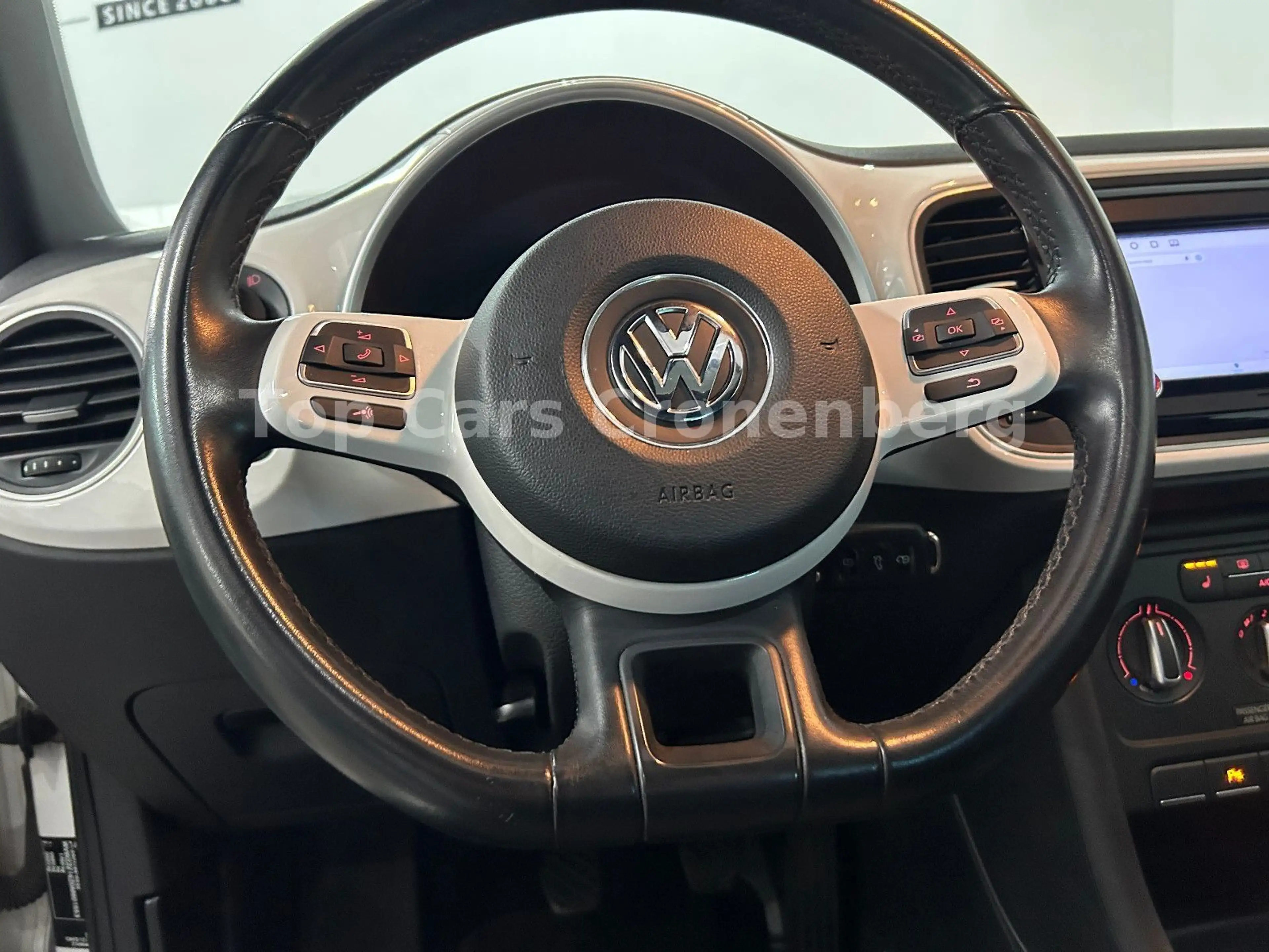 Volkswagen Beetle 1.4 TSI Design*Pano*Bi-Xenon*160PS*Navi*