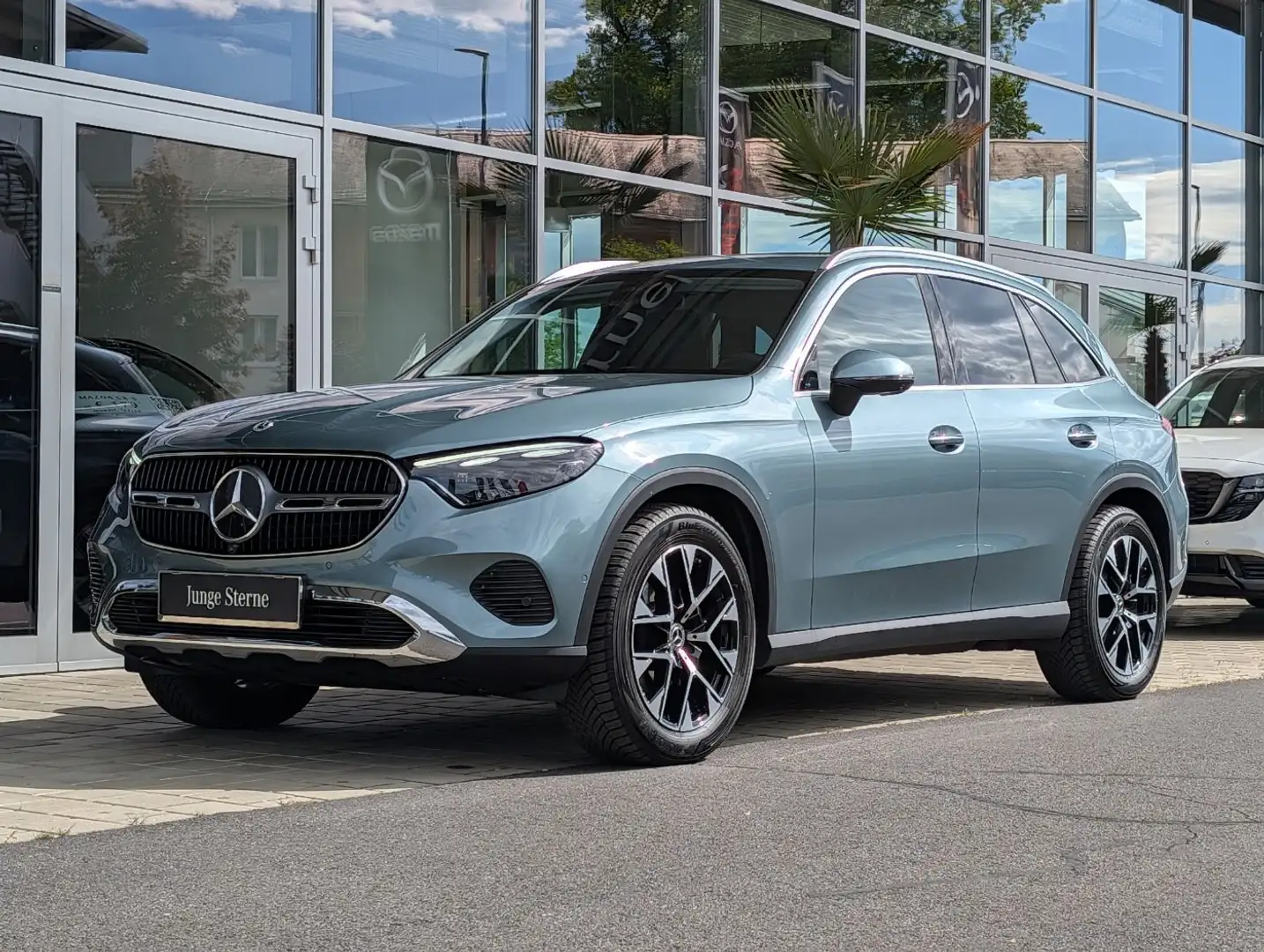 Mercedes-Benz GLC 200 d 4MATIC Österreich-Edition KeyGo PTS Silber - 2
