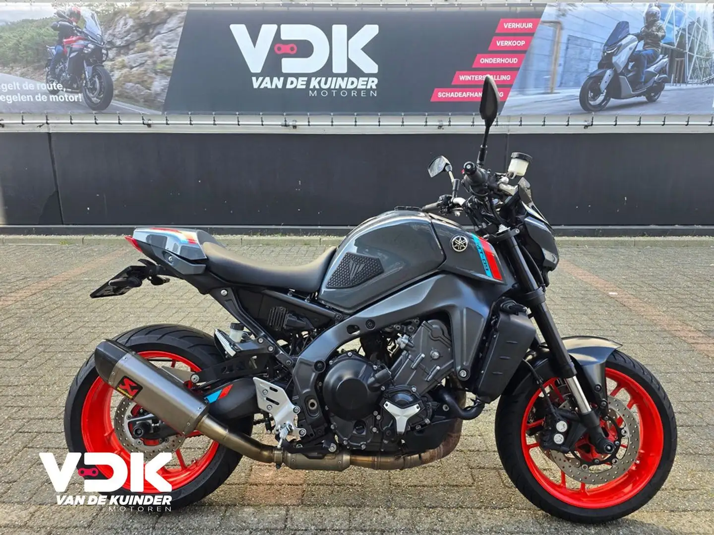 Yamaha MT-09 ABS Grijs - 1