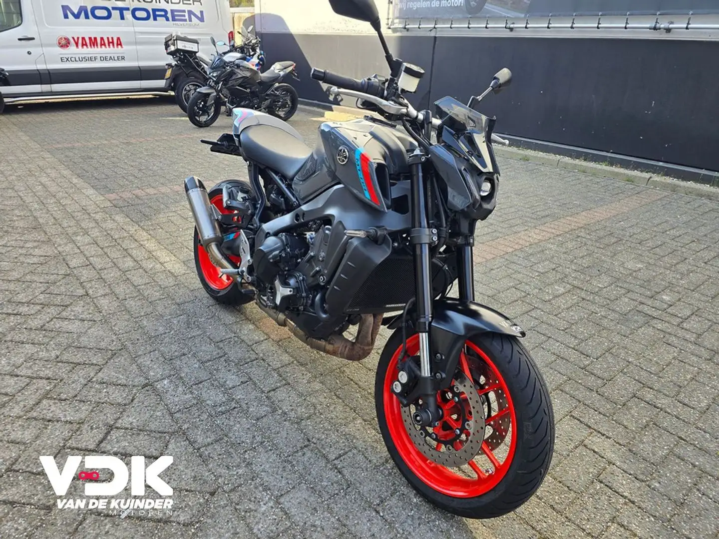 Yamaha MT-09 ABS Grijs - 2