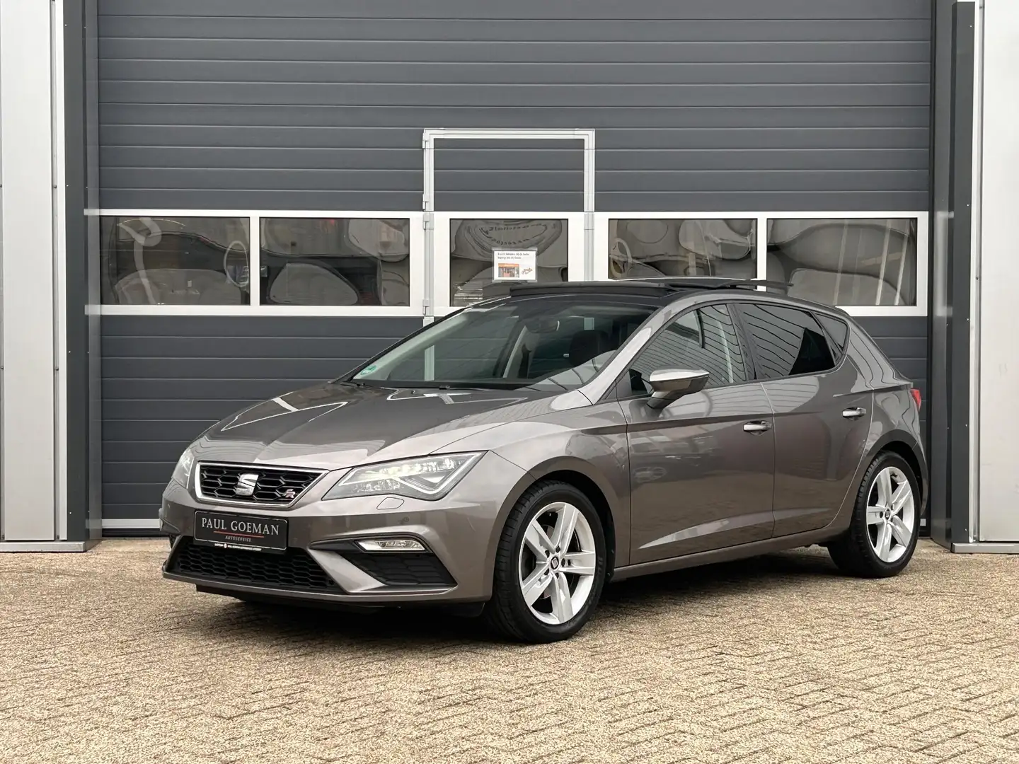 SEAT Leon 1.4 EcoTSI FR Business Intense | Pano | LED | Stoe Gris - 2