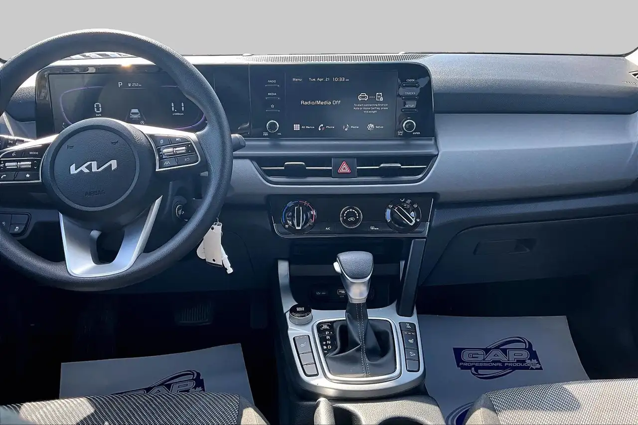Kia Seltos снимка Kia Seltos