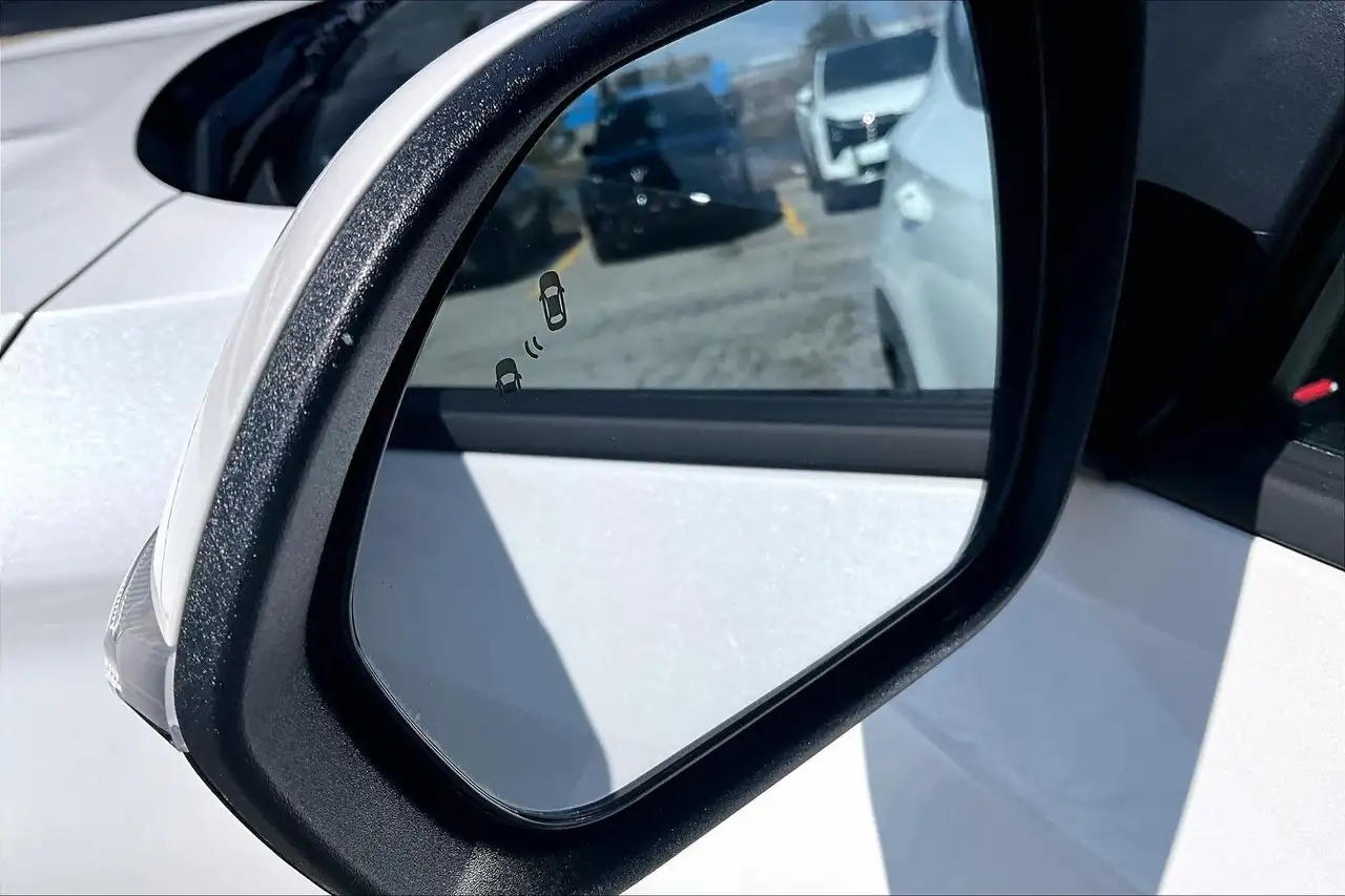 Kia Seltos снимка Kia Seltos