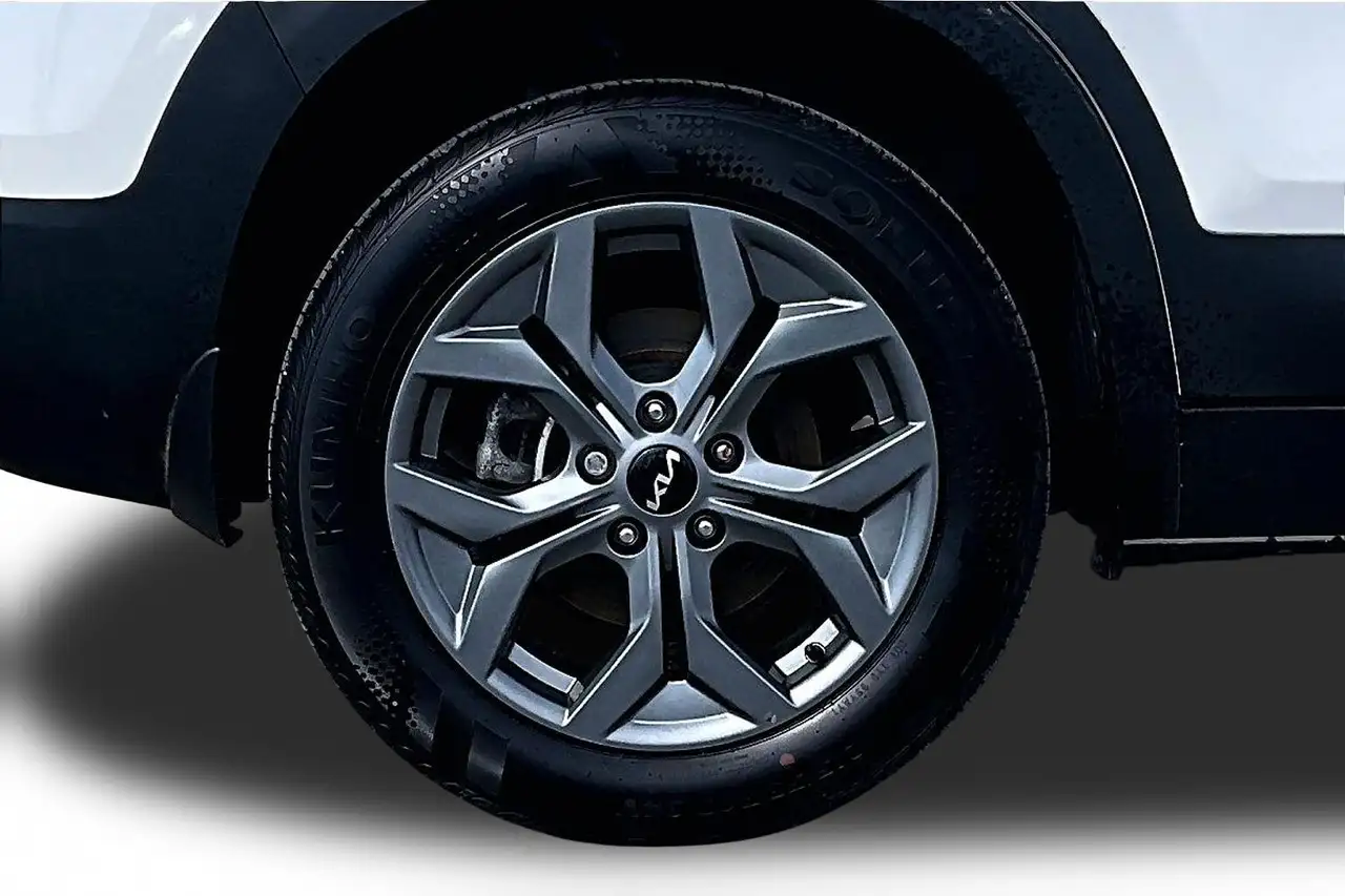 Kia Seltos снимка Kia Seltos