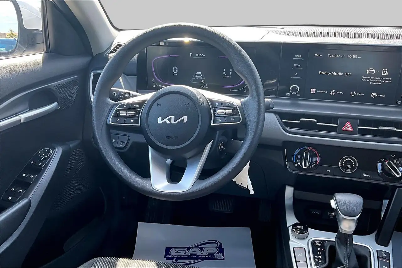 Kia Seltos снимка Kia Seltos