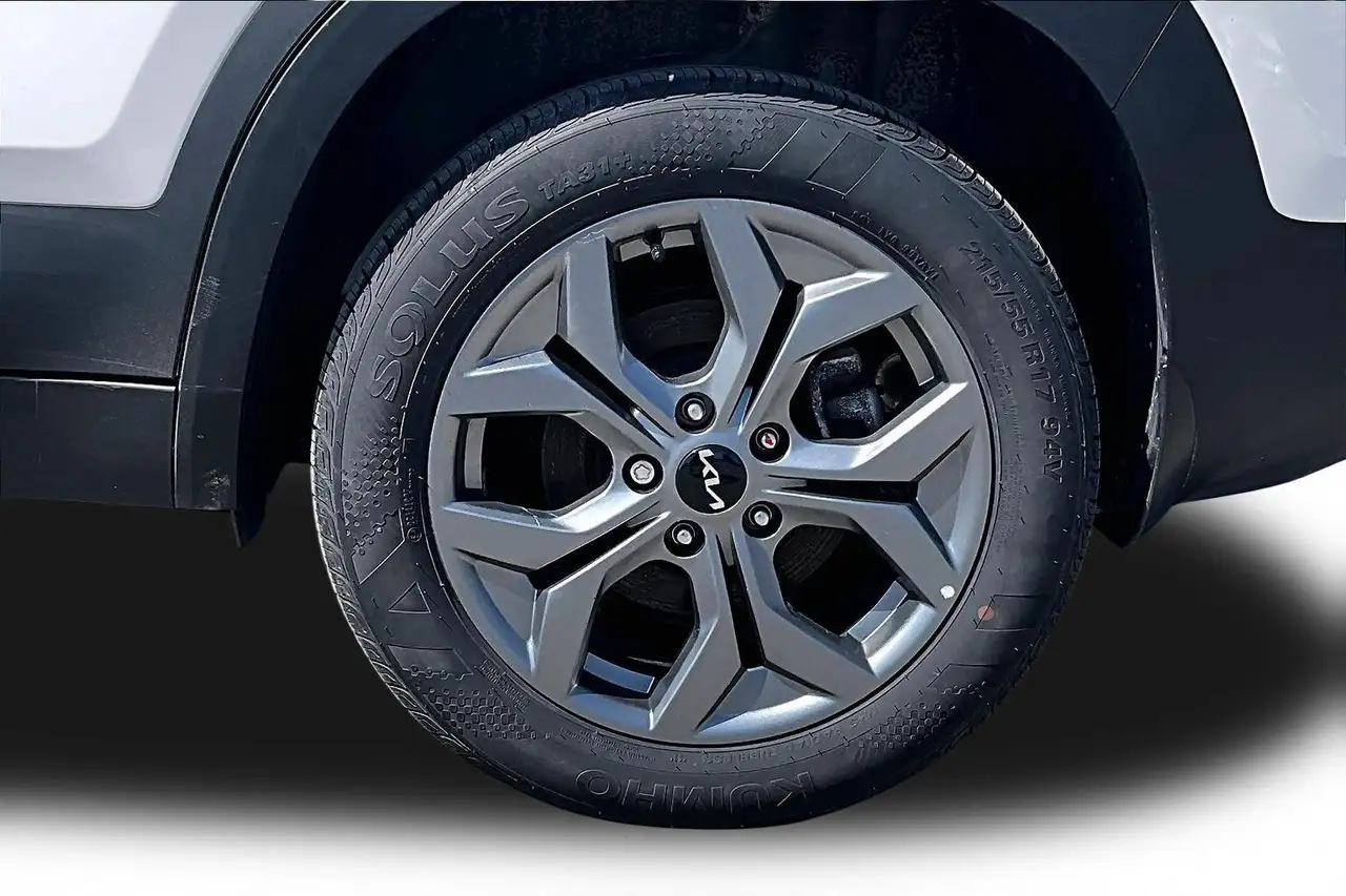 Kia Seltos снимка Kia Seltos