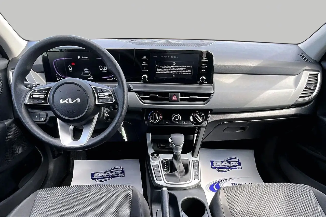 Kia Seltos снимка Kia Seltos