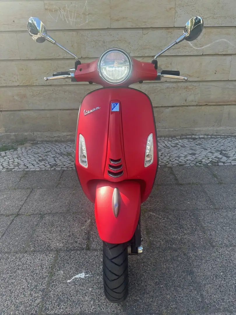Piaggio Vespa Primavera 125 E4 ABS S Red 896 Rood - 1