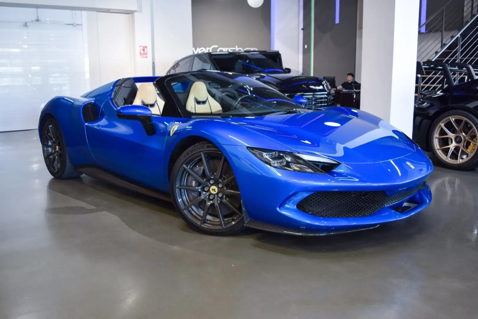 Ferrari 296 GTS Azul - 2