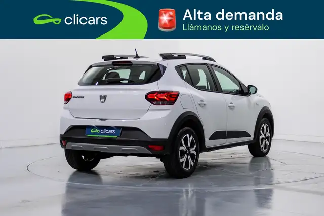Dacia Sandero view 5