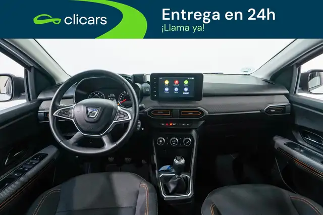 Dacia Sandero view 13