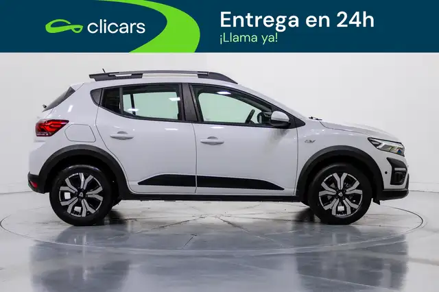 Dacia Sandero view 7