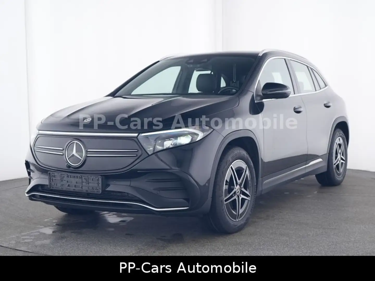 Mercedes-Benz EQA 300 4MATIC AMG Advanced*MBUX*Kamera*LED*SHZ Black - 1