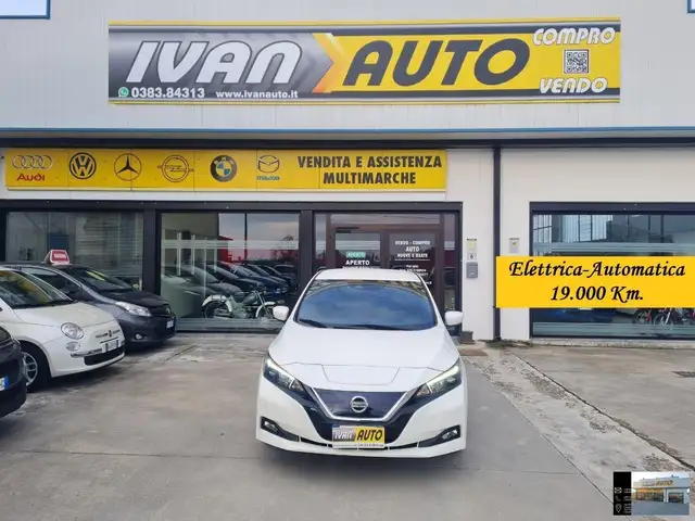 Nissan Leaf Acenta 40 KWh-Elettrica-19.000 Km