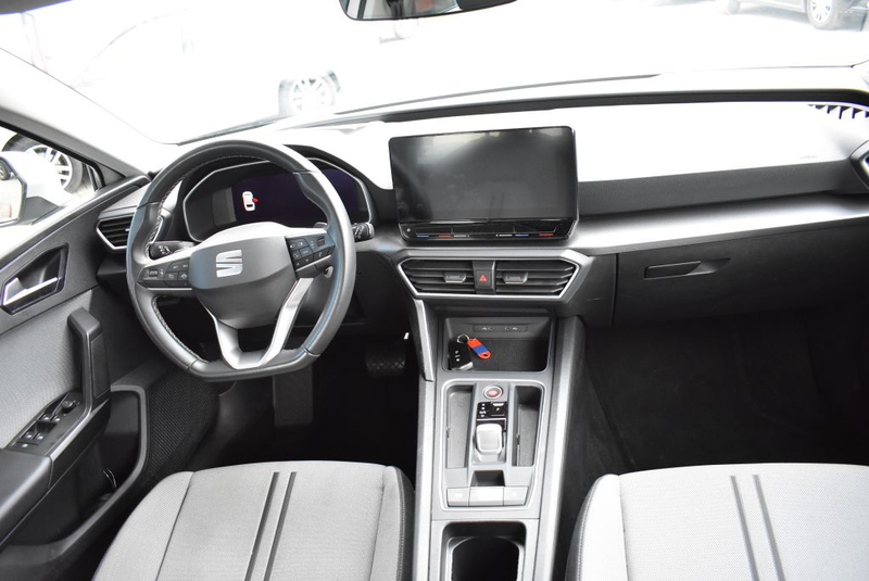 SEAT Leon Sportstourer 2.0 TDI DSG Style DSG- Automatik Navi — photo 6