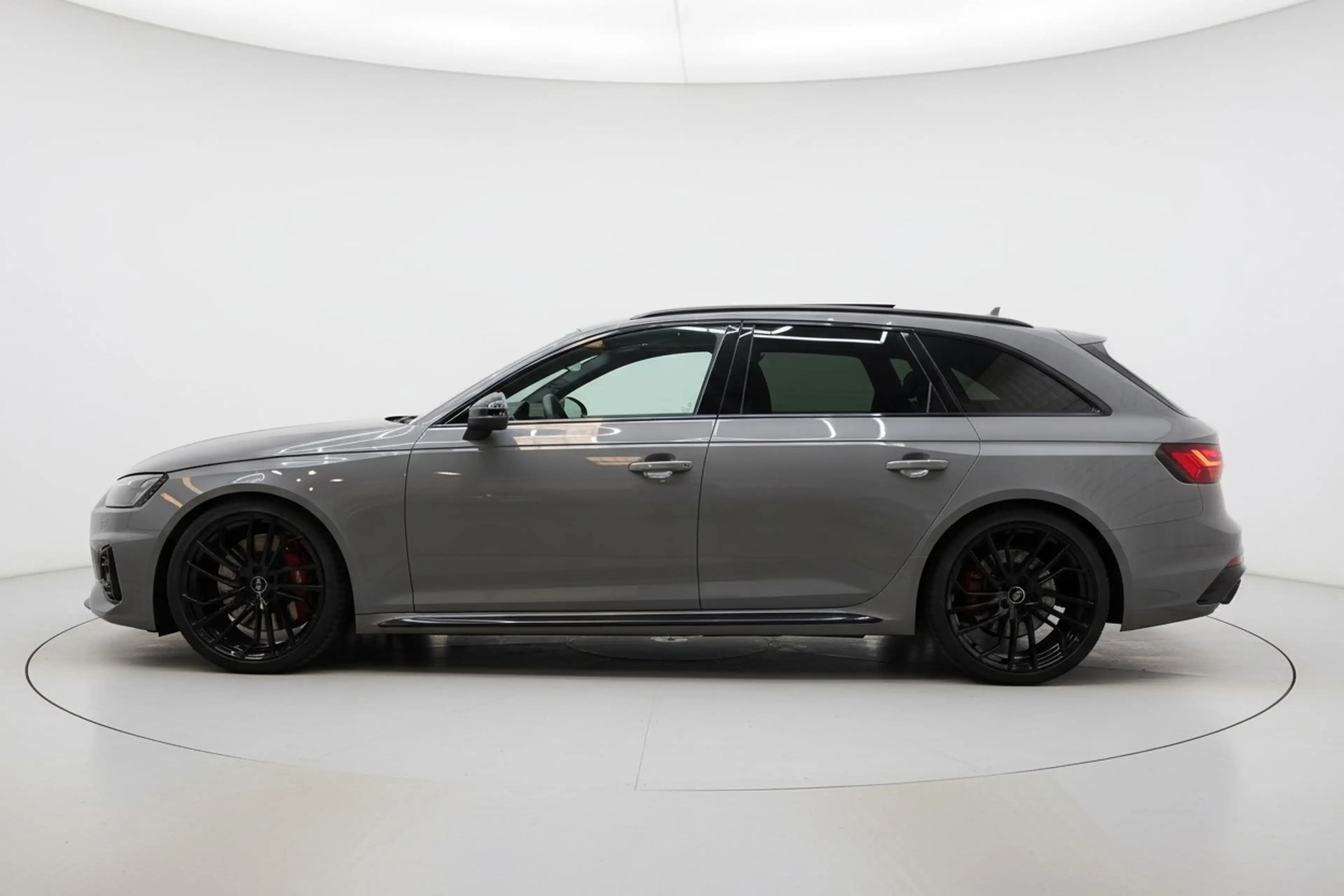 Audi RS4 A4 Avant 2.9 TFSI quattro PANO VIRTUAL RS STOELEN — photo 4