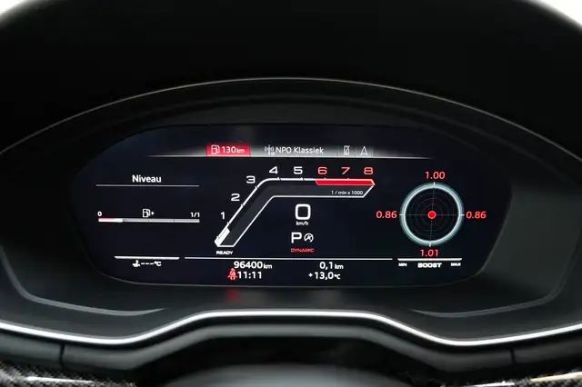 Audi A4 Avant view 13