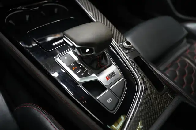 Audi A4 Avant view 15